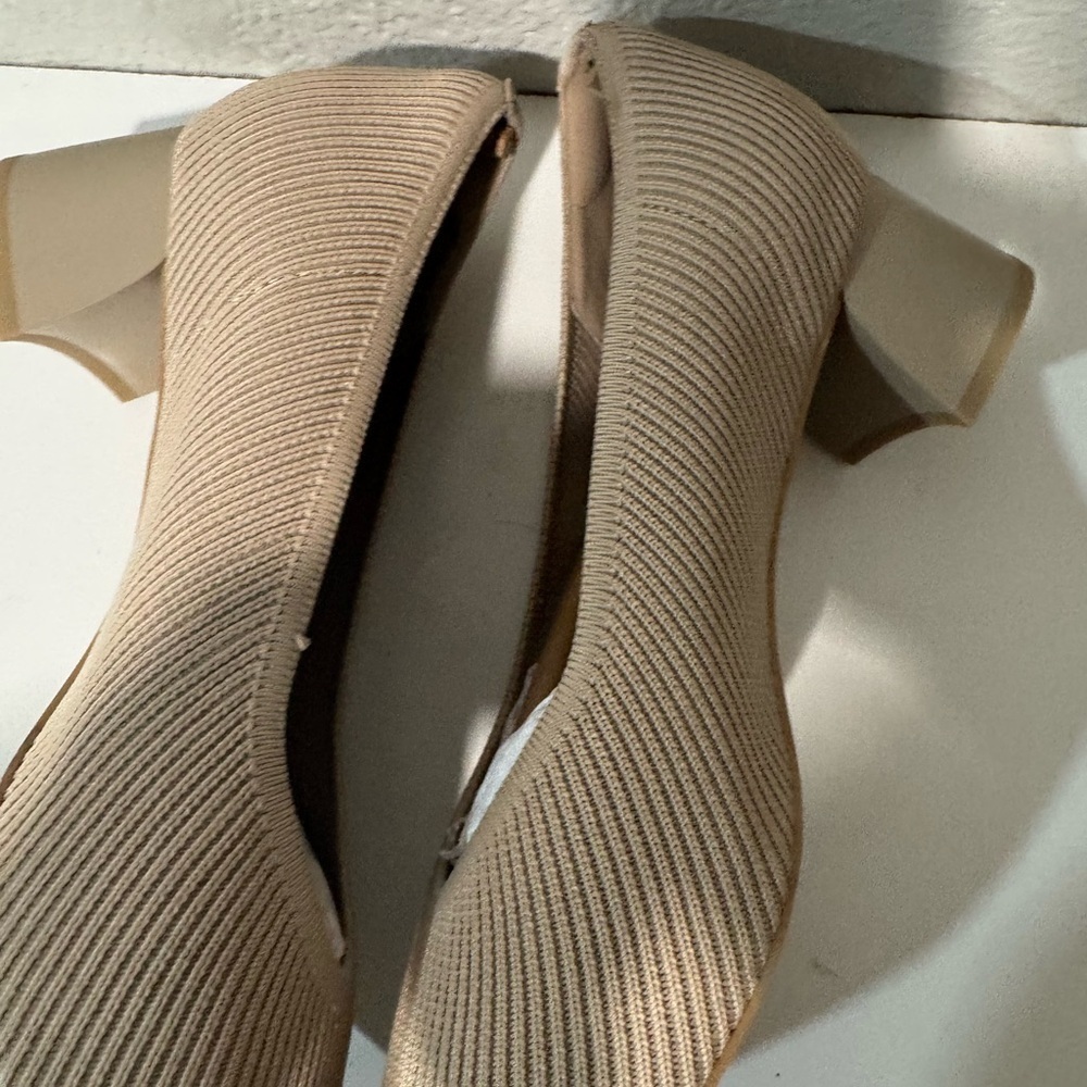 ARROMIC Women's Pumps, Closed Toe Chunky Square Toe Low Block Heels size 10W - Picture 9 of 12